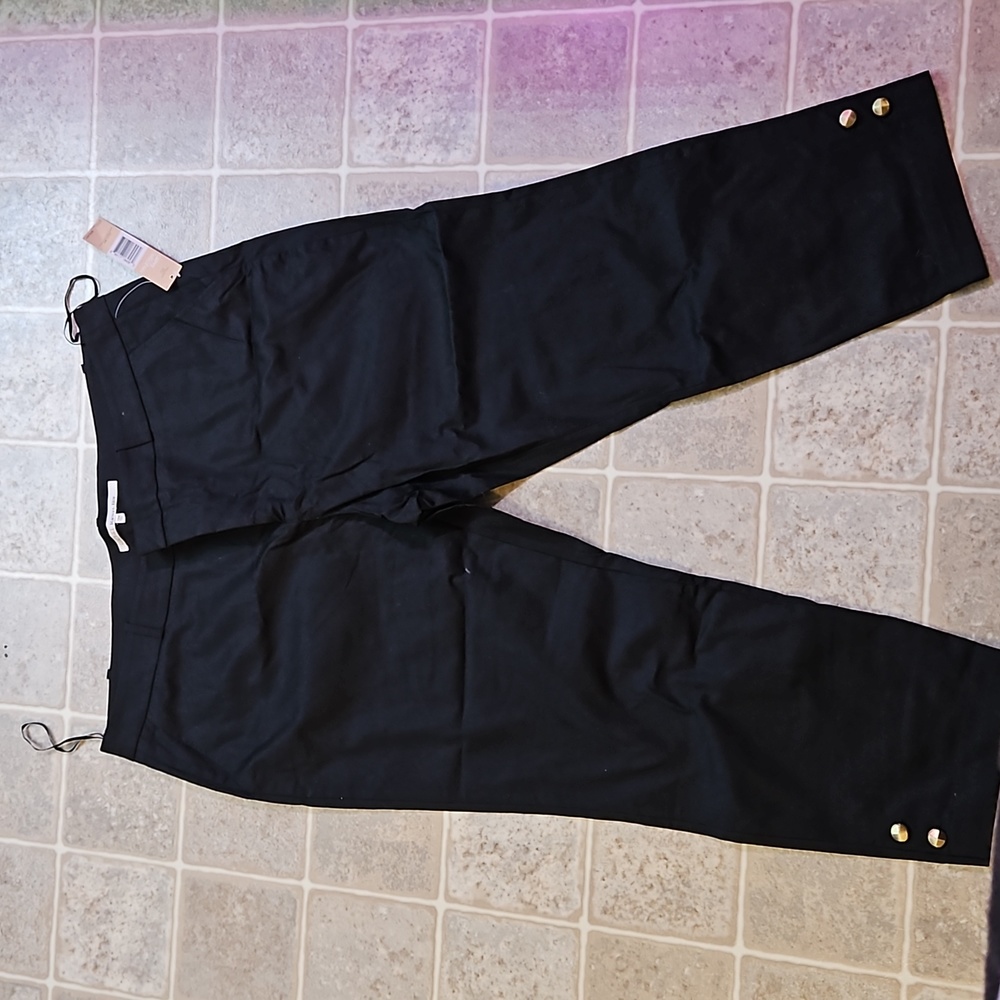 Rachel Roy  cropped black pants